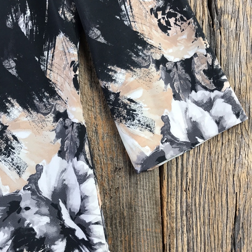 St. John Collection Floral Silk Dress Black Cream Golden Size 12 - Picture 4 of 16